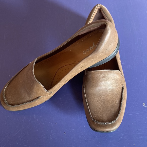 Ladies Casual Loafers - Picture 2 of 3